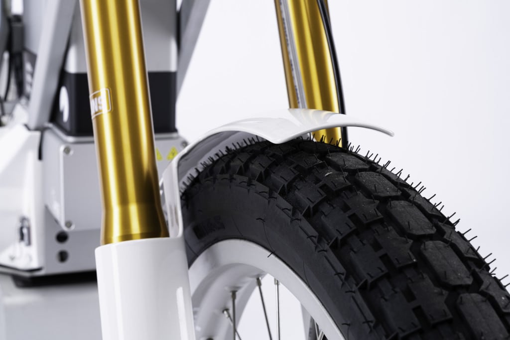 Cake-Kalk E-Motorrad  Detailbild Reifen