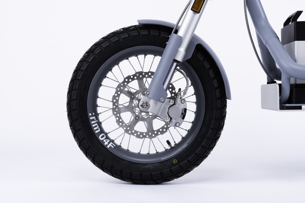 Cake-Ösa-Flex-E-Transportbike-E-Motorrad  in grau Vorderrrad Detailbild