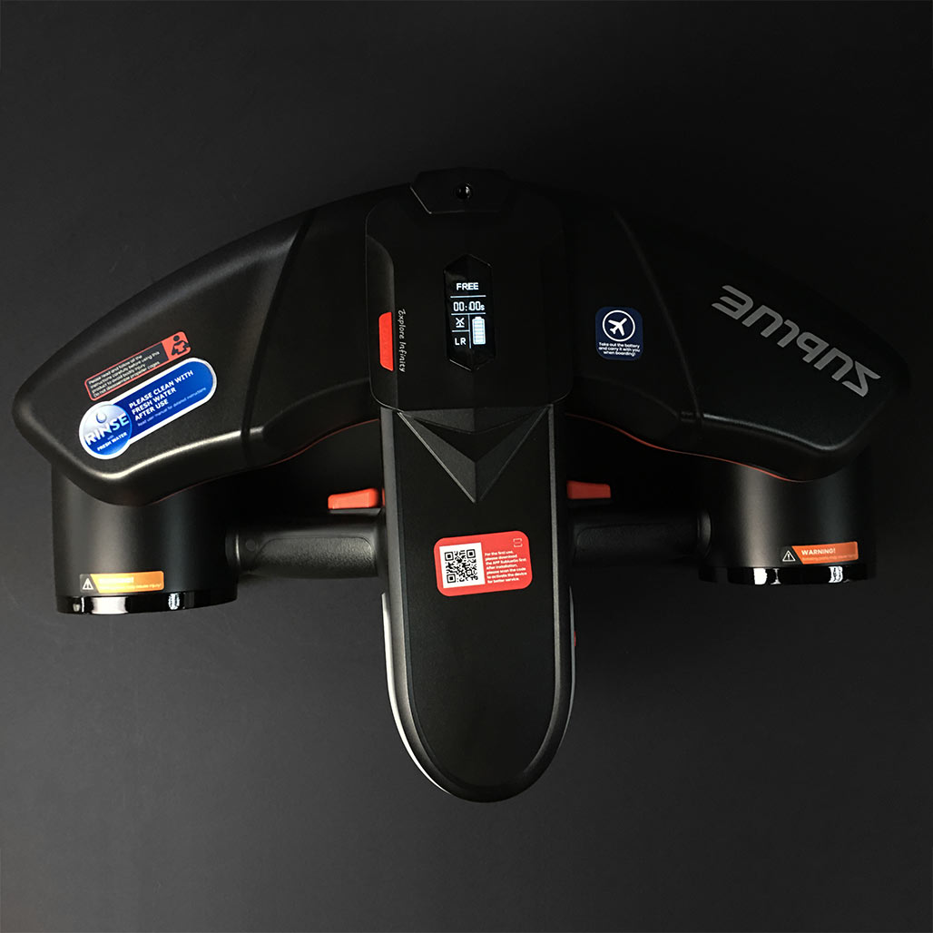 Sublue-Navbow-Tauchscooter-2021-Schwarz-rot Digitalanzeige von oben