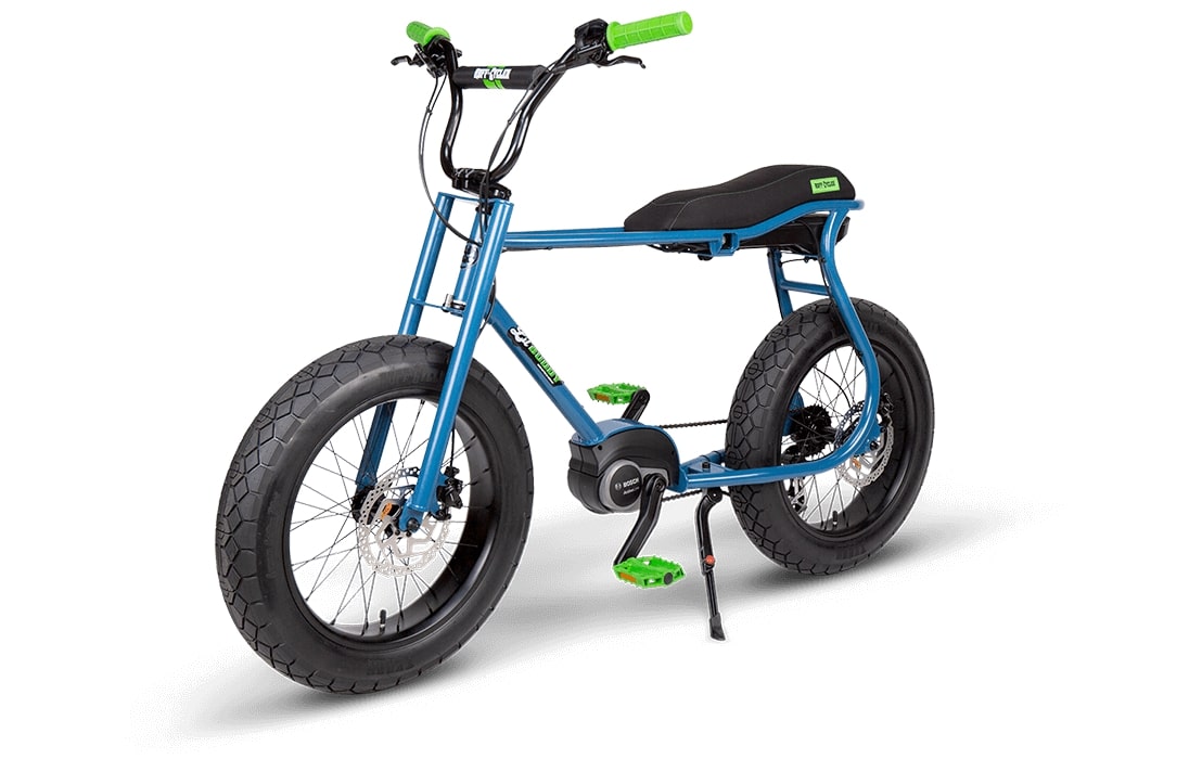 RUFF-CYCLES-Lil-Buddy-E-Bike-2021-Azureblue mit grünen Details seitlich vorne